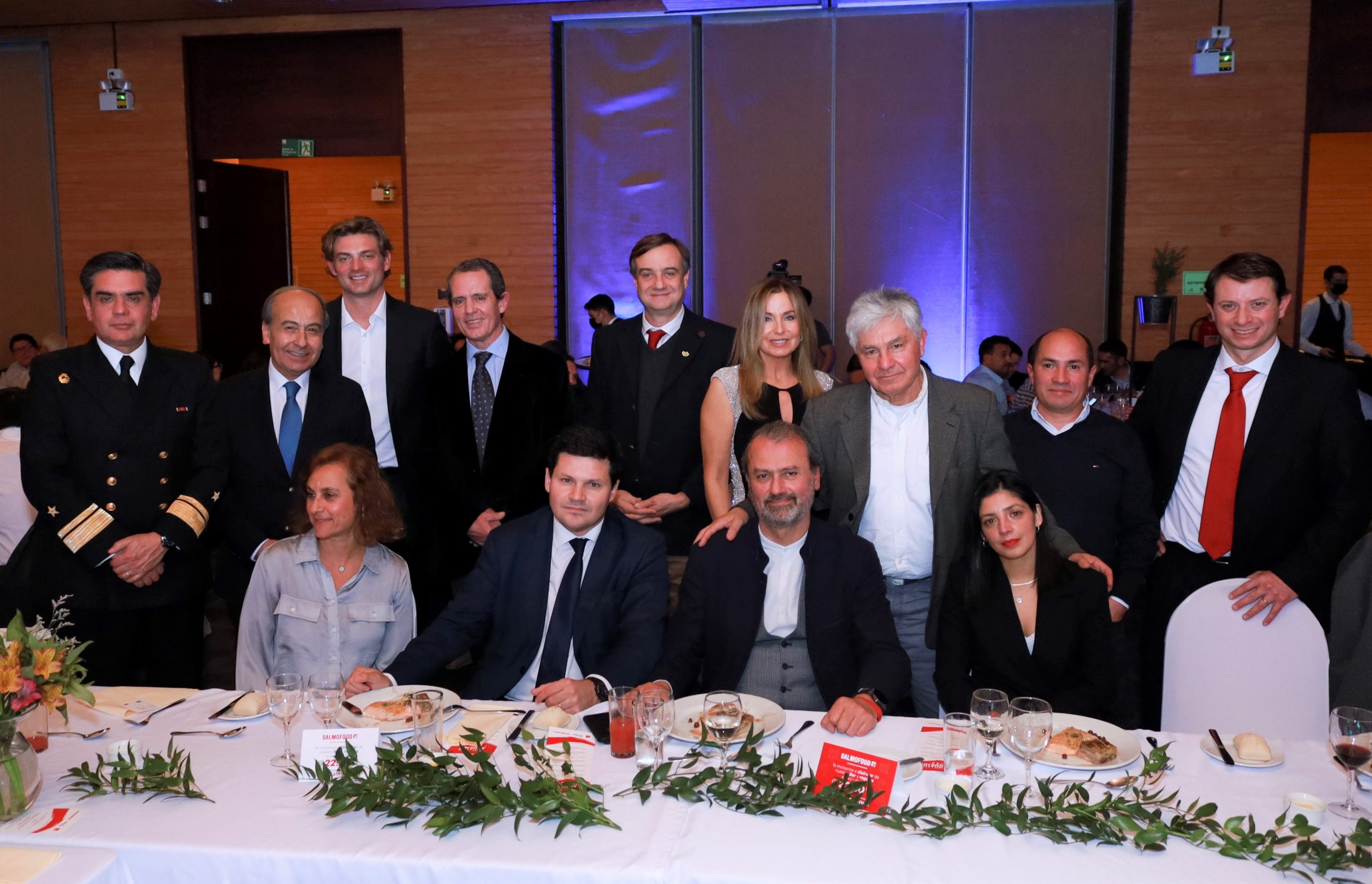 [+FOTOS] El compromiso público-privado para avanzar hacia una industria del salmón sostenible