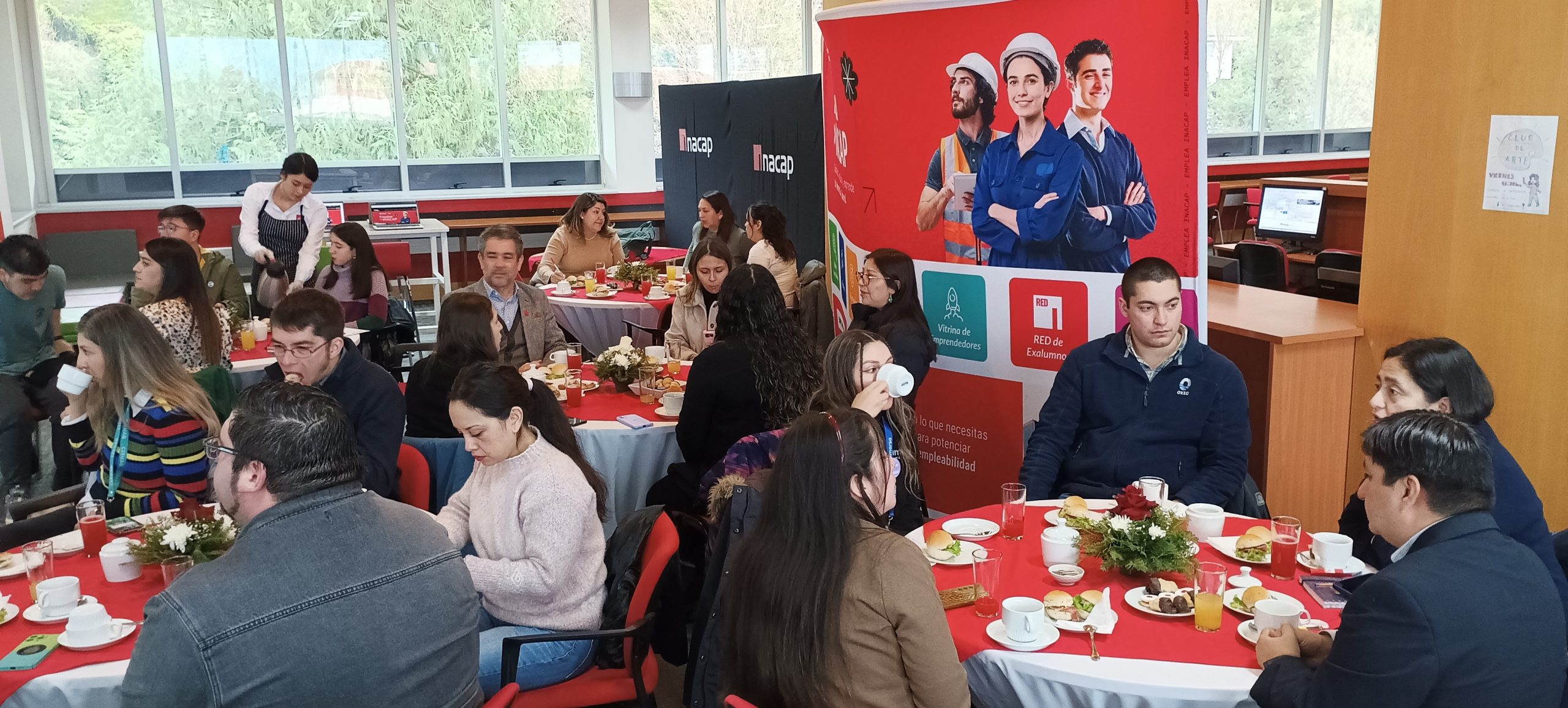 Empresas del sector acuícola participan en lanzamiento de plataforma con miles de técnicos y profesionales