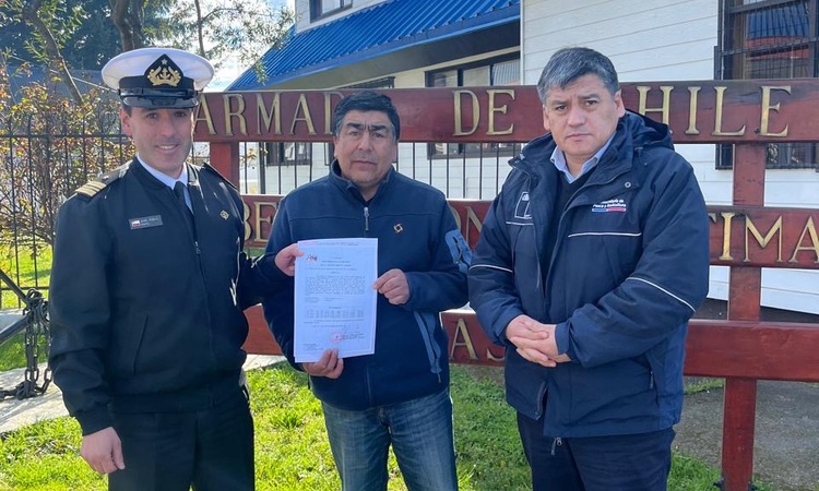 En Los Lagos: Entregan primera relocalización de concesión de mitílidos