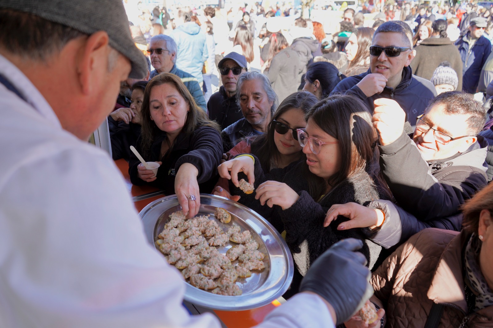 En Puerto Montt: Comenzó la esperada "Semana del Salmón"