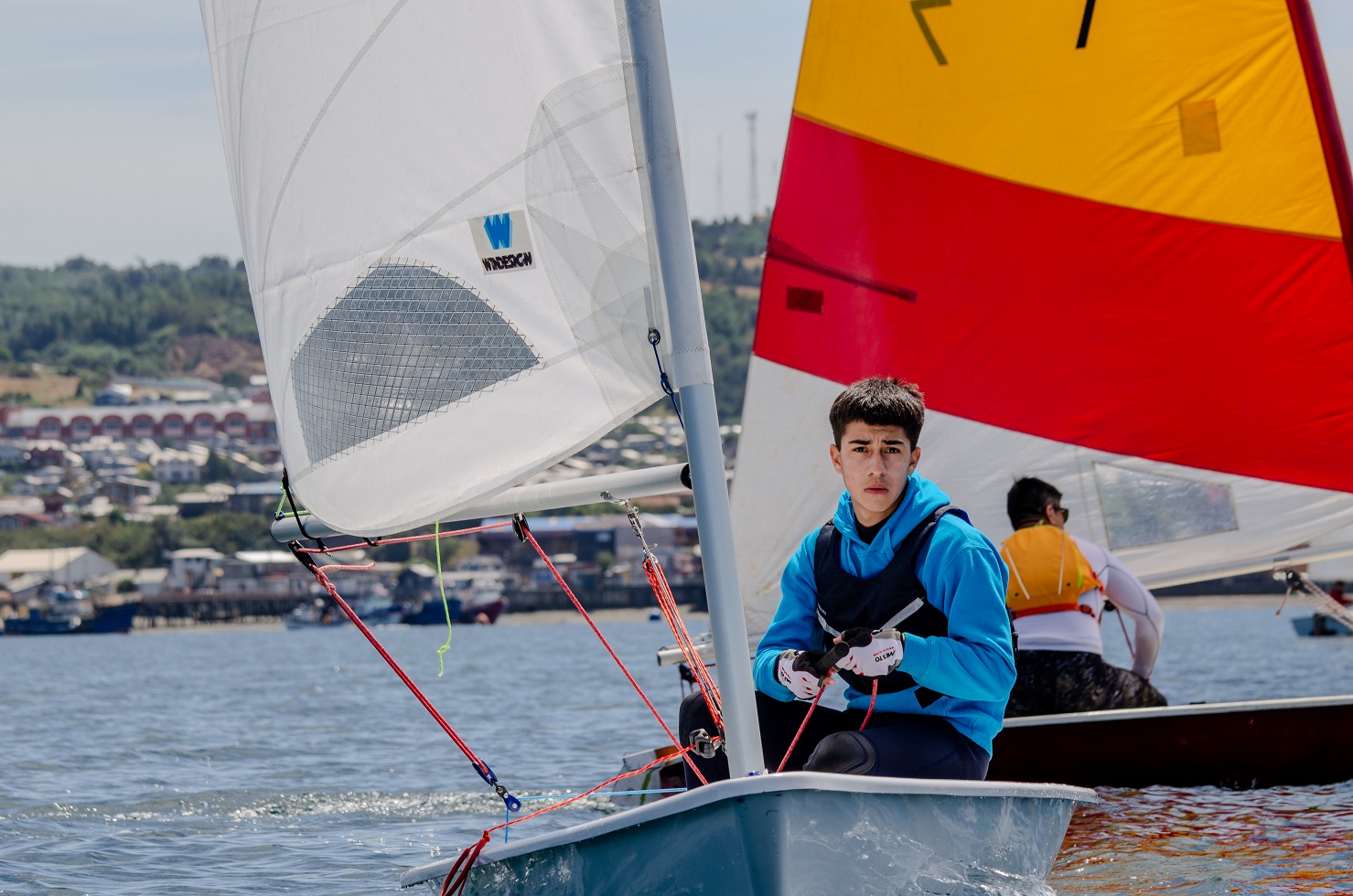 Regata del Salmón congregará en Quellón a embarcaciones de distintas ciudades de Chile