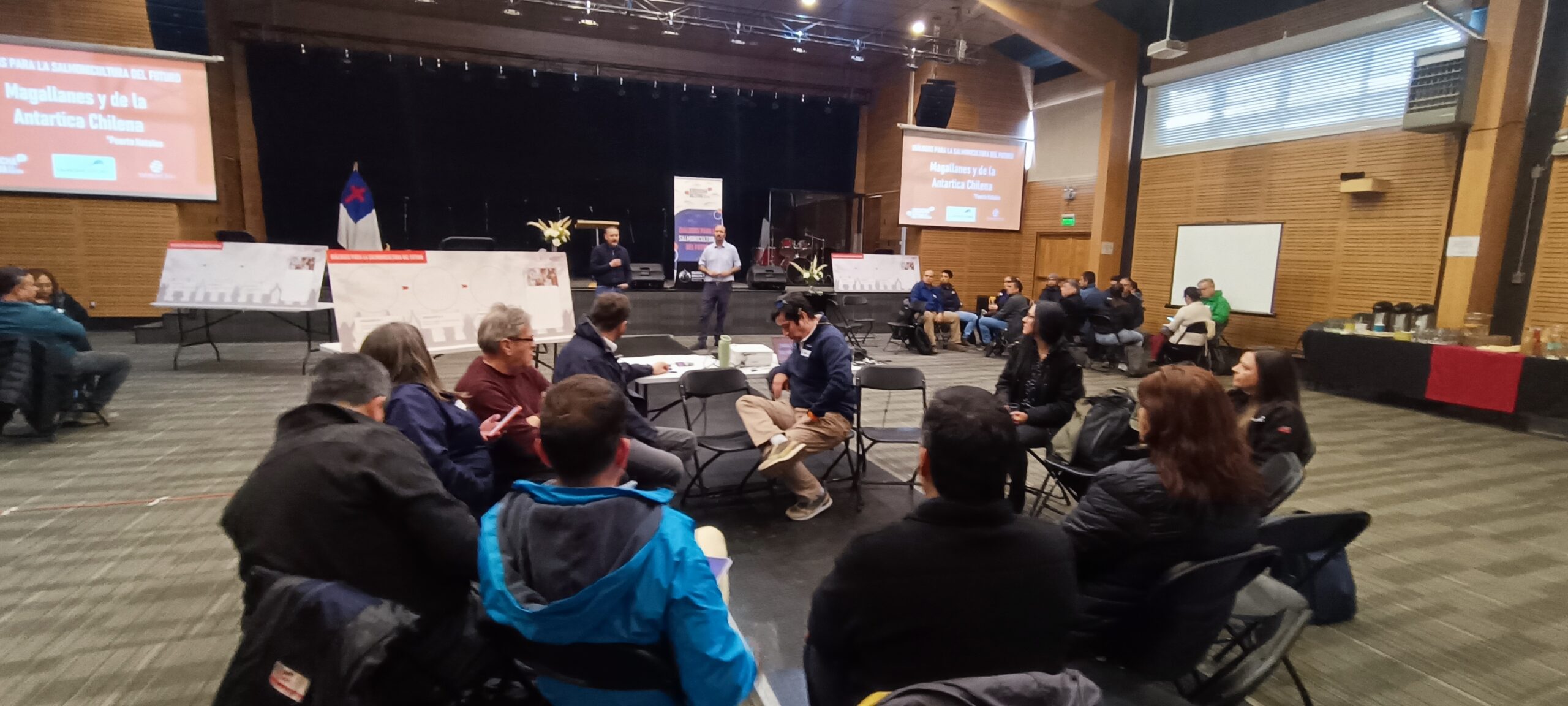 En Magallanes: Continúan los diálogos sobre la salmonicultura del futuro