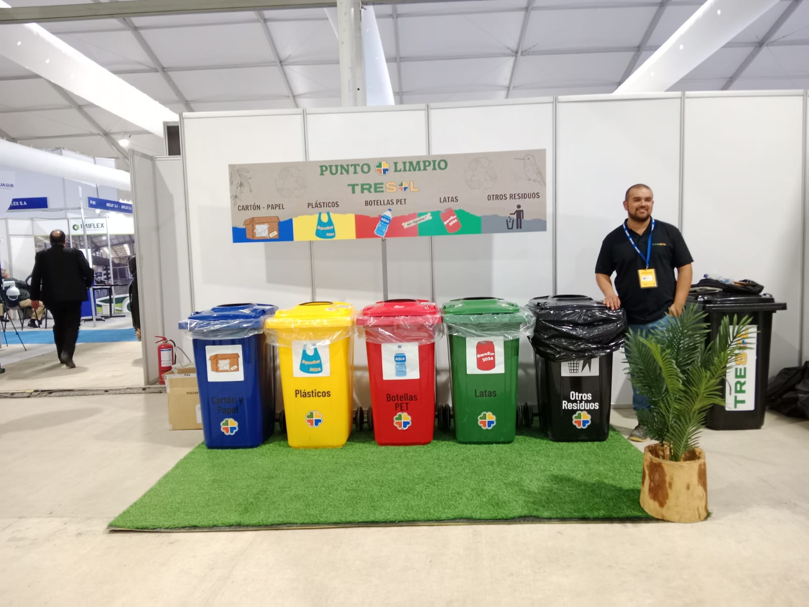 Aquasur anuncia plan para reciclar más del 50% de los residuos generados en la feria