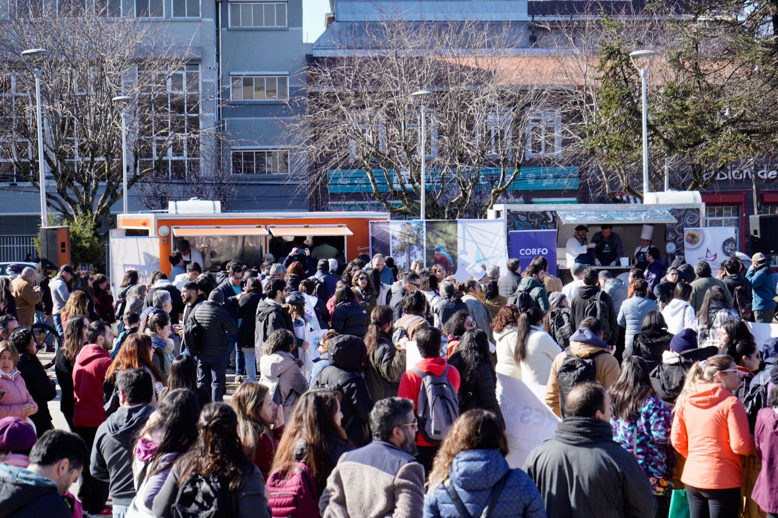 En Puerto Montt: Con masiva concurrencia concluye la "Semana del Salmón"