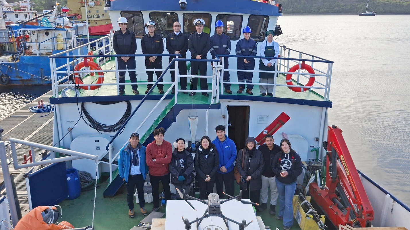 Primera expedición científica del Buque Capitán Williams se enfocará en la toma de muestras de microalgas nocivas