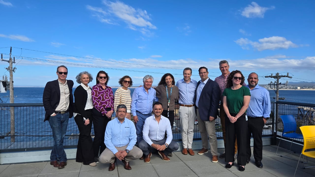 Gremio salmonicultor inaugura nueva etapa de cooperación con Monterey Bay Aquarium para impulsar la sostenibilidad